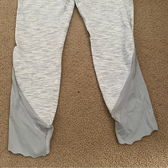 Lululemon Wunder Under Crop High-Rise *Roll Down Scallop Full-On Luxtreme 23" - Picture 8 of 14